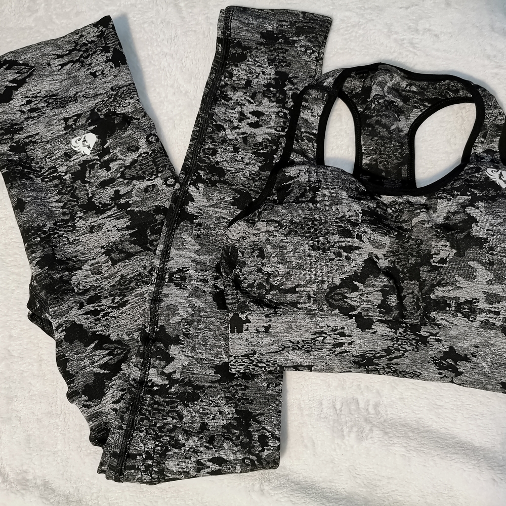 Black and Gray Camouflage Sports Bra and Leggings Set